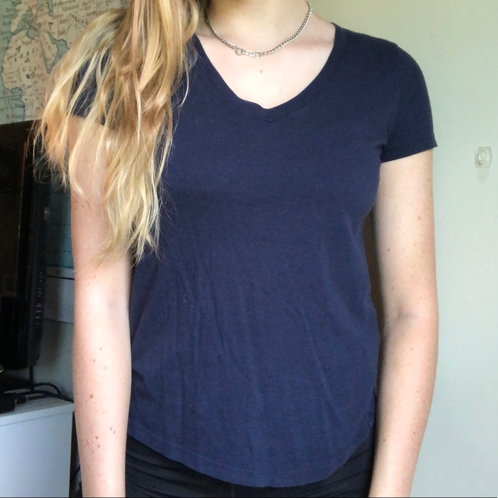 Basic Navy V-Neck Tee - Picture 3 of 3